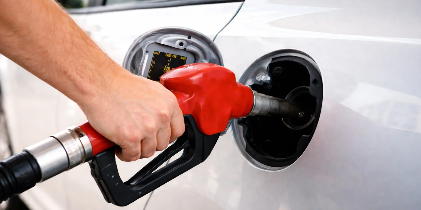 How Car Rental Companies in India Are Adapting to a Changing Fuel Price Landscape 